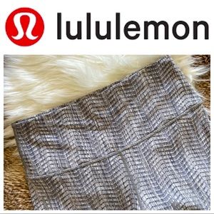Lululemon - high wasted yoga leggings - striped - blue, gray and white.  Size 8